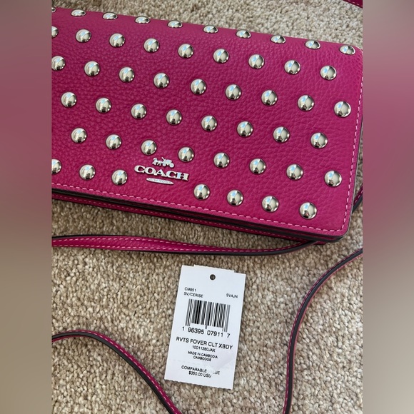 Coach Crossbody Style #CM851 Pink with rivets RVTS FOVER CLT XBDY New - Picture 2 of 12